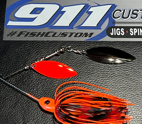 Spinnerbait - Fire Craw - Hidden Weight - RED Blade - Double Willow