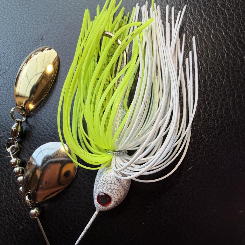 Bass Fishing, Jigs, Spinnerbaits, Buzzbaits - 911CustomLures 911CustomLures.com Bass Fishing, Jigs, Spinnerbaits, Buzzbaits - 911CustomLures 911CustomLures.com